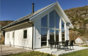 Four-Bedroom Holiday Home in Lyngdal